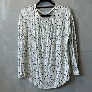 RW & Co long sleeve blouse